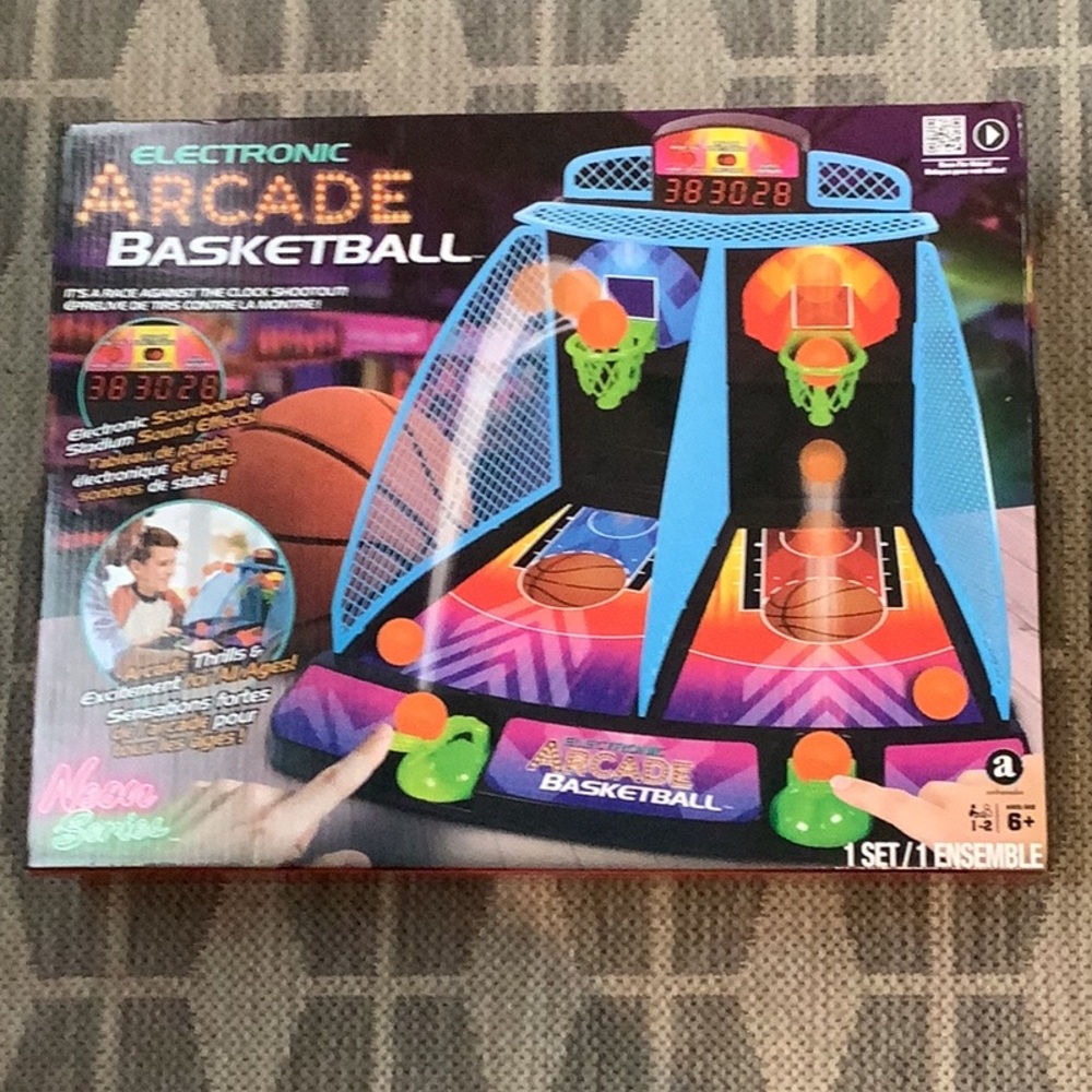 Brand new arcade basketball toy